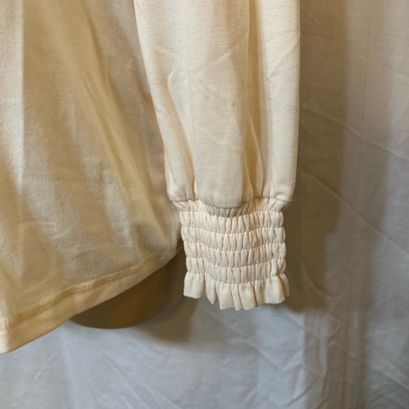 Automet Cream Pleated Long Sleeve Blouse Smocked Cuffs Elegant Fall Style Women - Picture 5 of 8